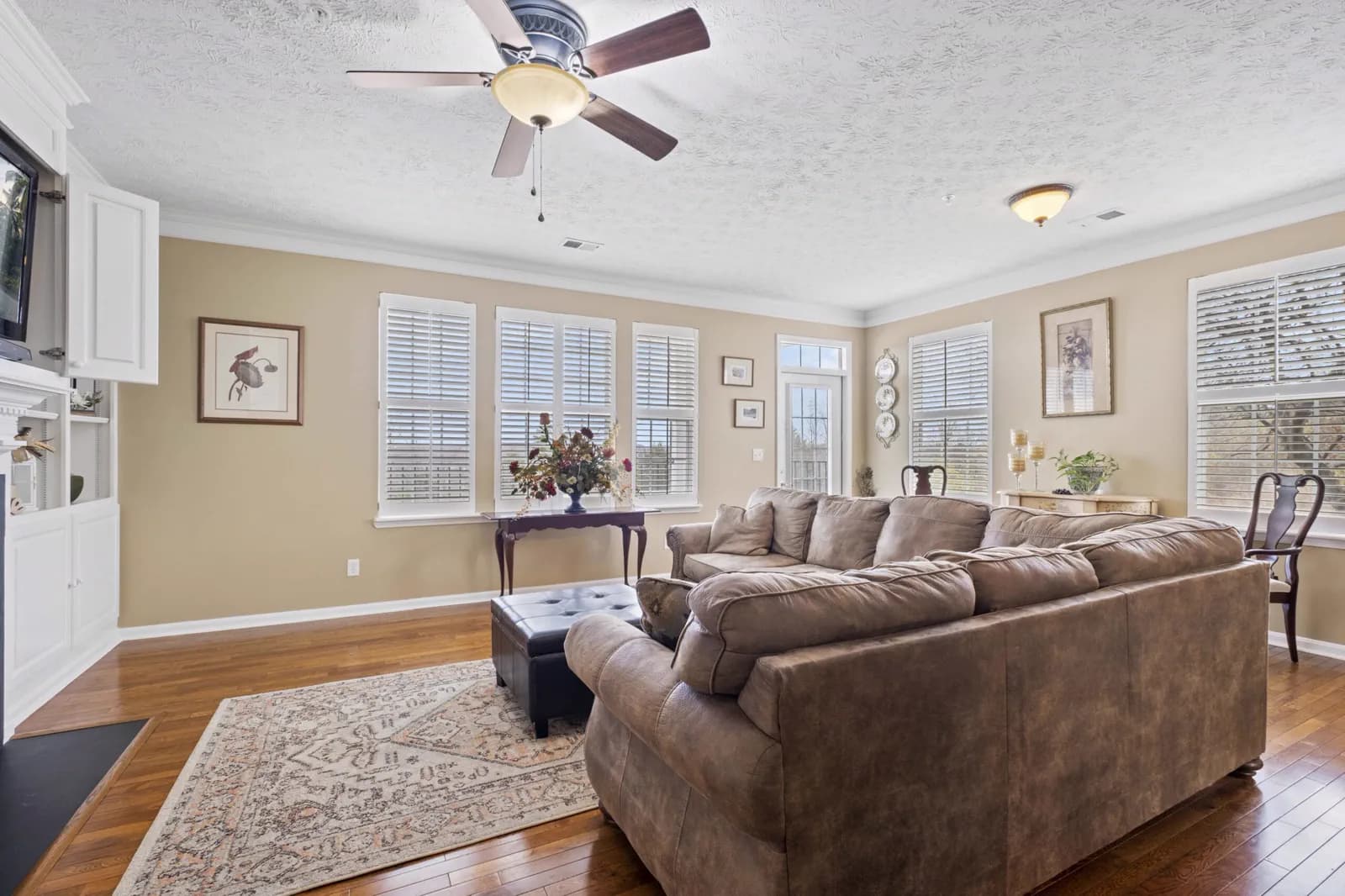 Project 1 real estate photo 3