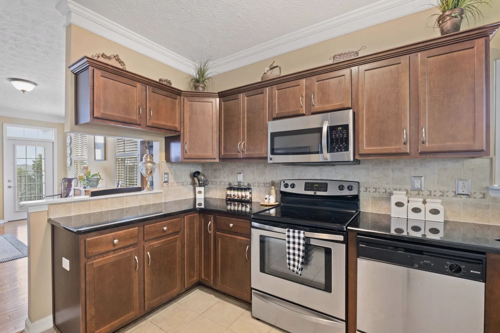 Project 1 real estate photo 11