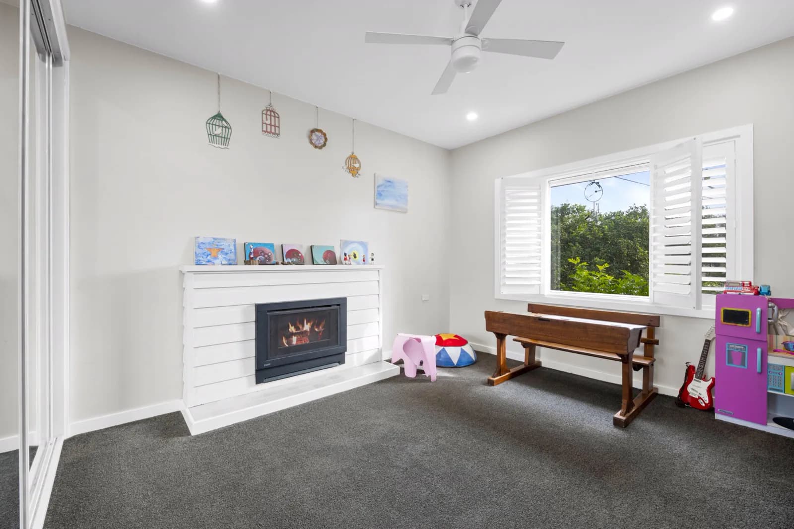Project 2 real estate photo 8
