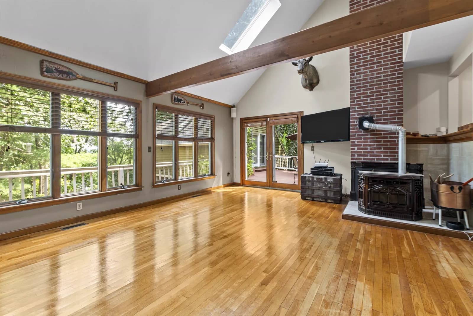 Virtual Furniture real estate photo 11